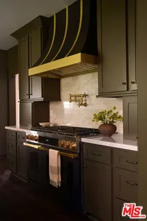 $3,145,000 | 337 North Croft Avenue, Los Angeles, CA 90048