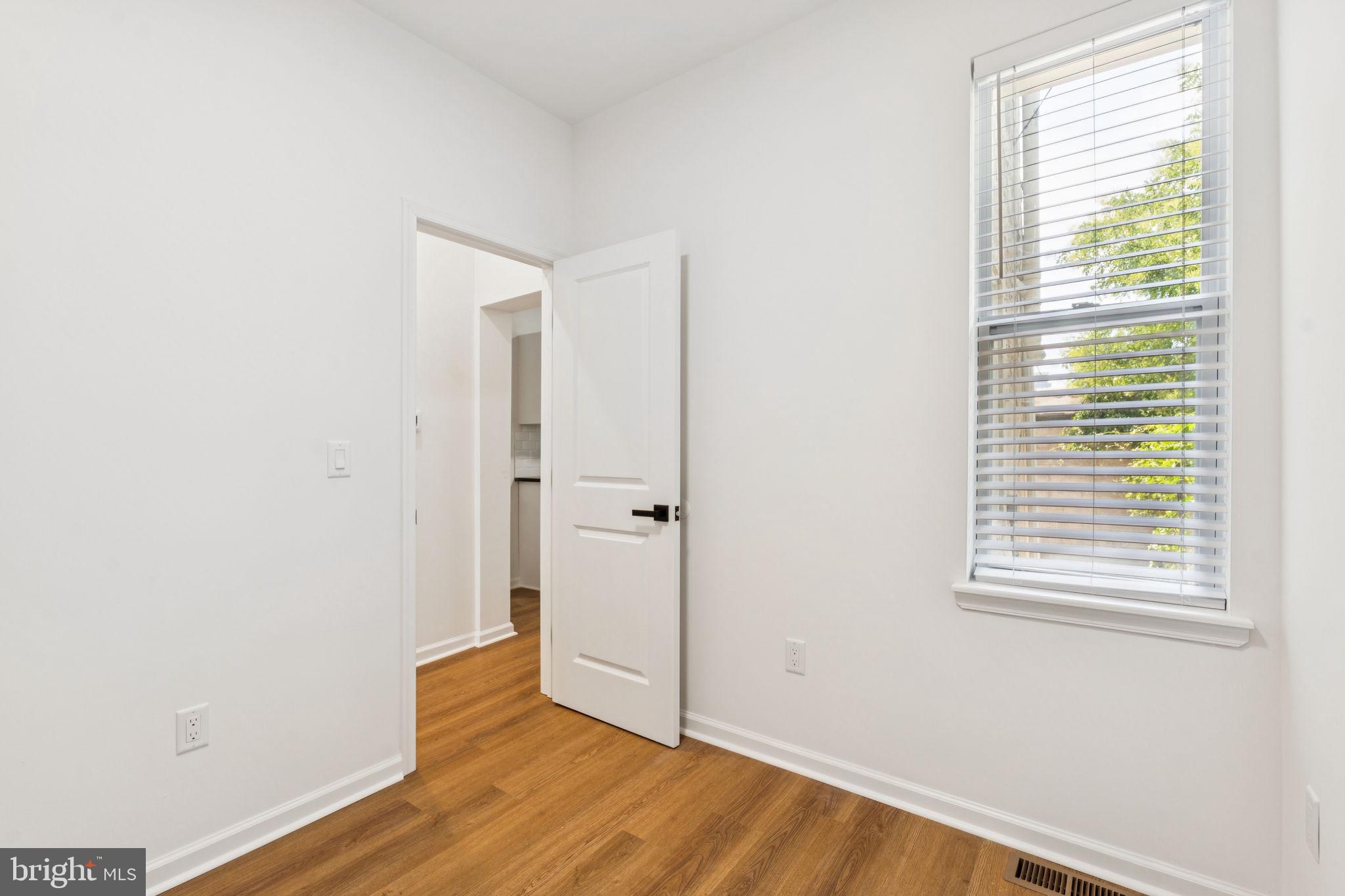 434 West Norris Street, Unit 1 Philadelphia, PA 19122 - Photo 4 of 5