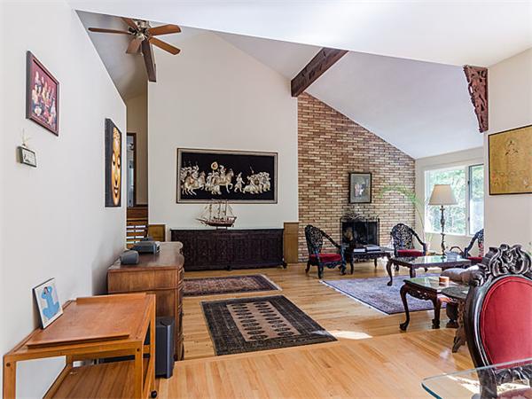 104 Woodfall Road Belmont, MA 02478 - Photo 4 of 24