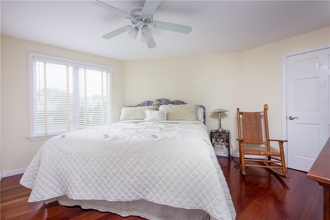 6 Dunes Road Narragansett, RI 02882 - Photo 9 of 26