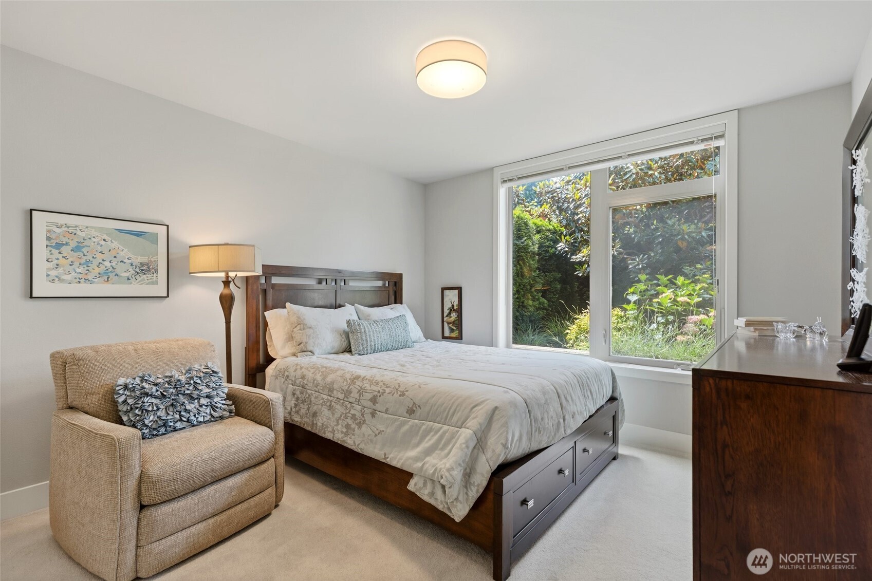 50 Pine Street, Unit 424 Edmonds, WA 98020 - Photo 7 of 31