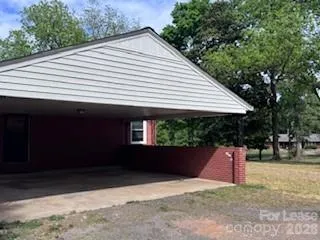 $2,000 | 285 McAlister Road, Lincolnton, NC 28092