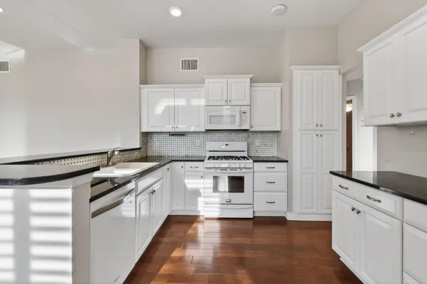 $699,900 | 7492 Southeast Teton Drive, Hobe Sound, FL 33455
