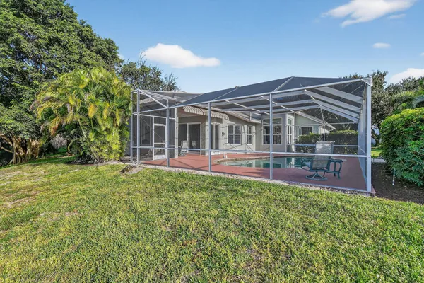 $699,900 | 7492 Southeast Teton Drive, Hobe Sound, FL 33455