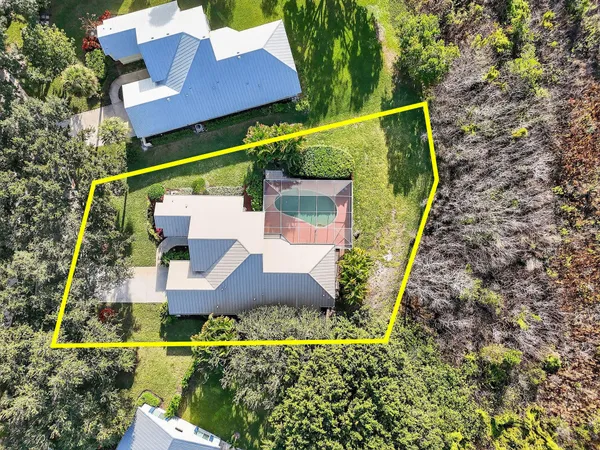 $699,900 | 7492 Southeast Teton Drive, Hobe Sound, FL 33455