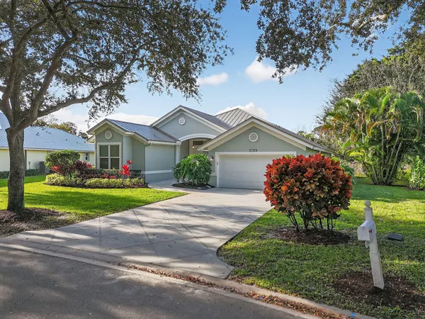 $699,900 | 7492 Southeast Teton Drive, Hobe Sound, FL 33455