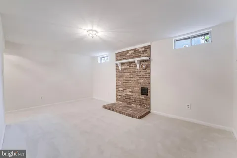 $825,000 | 13203 Stone Heather Drive, Herndon, VA 20171