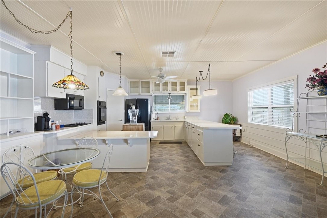25006 Tuckers Trail Mathis, TX 78368 - Photo 8 of 45 Gallery Image 8