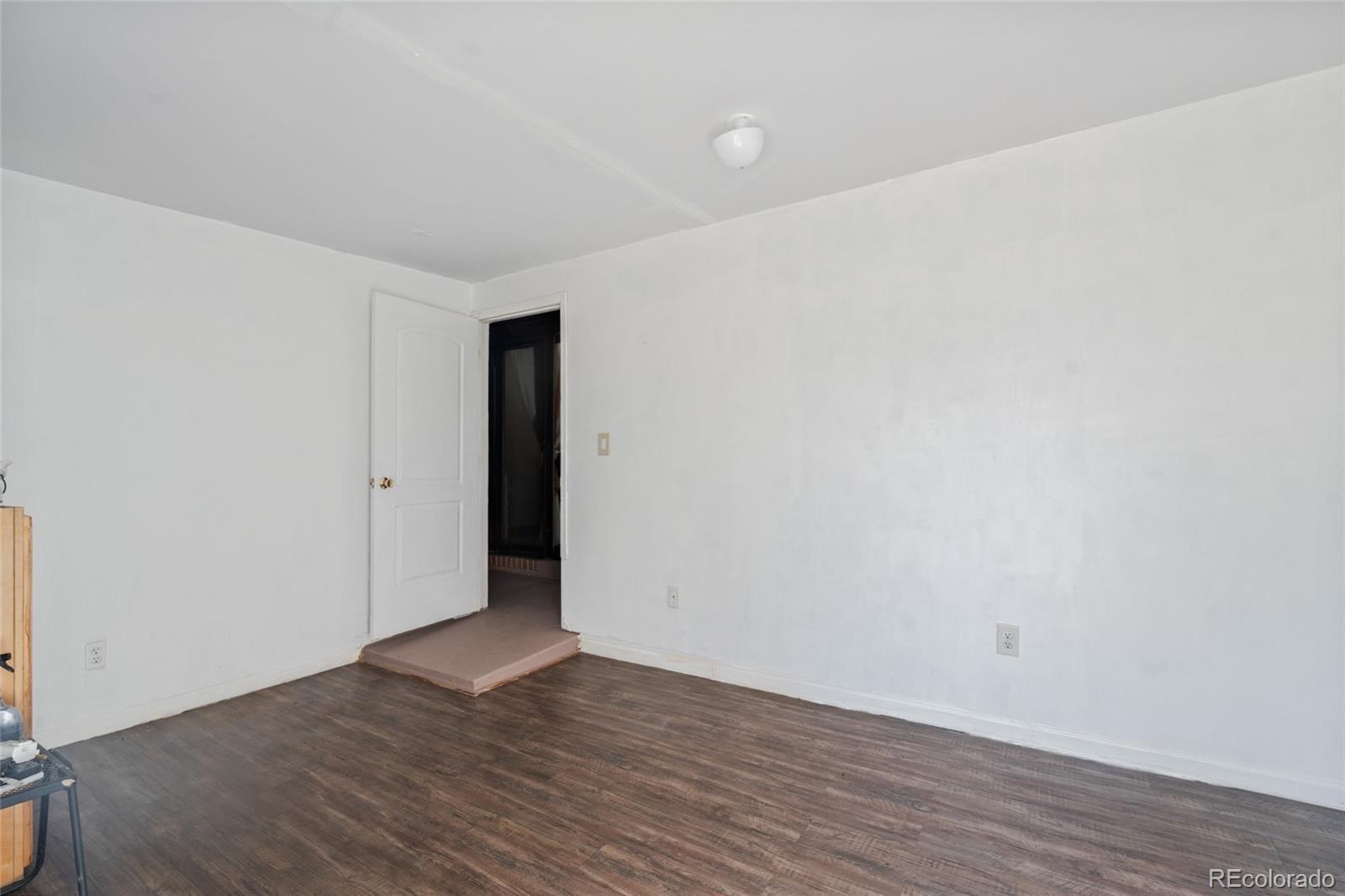 3148 Racine Street Aurora, CO 80011 - Photo 13 of 32