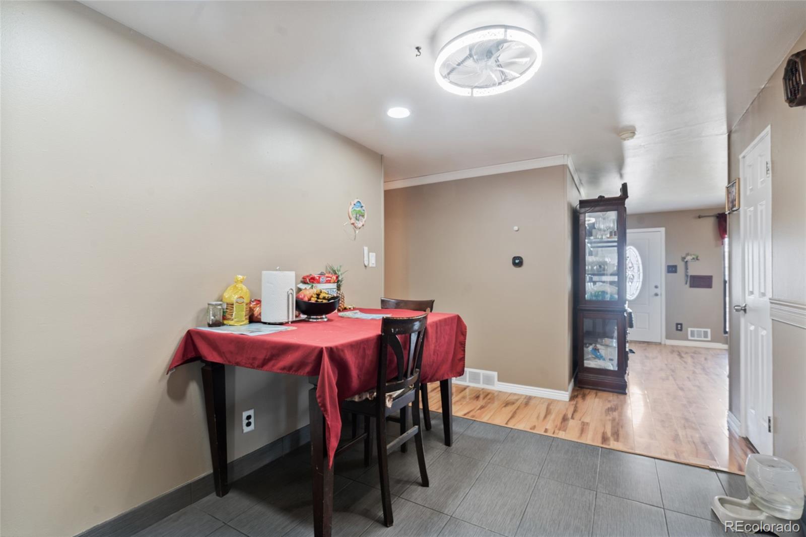 3148 Racine Street Aurora, CO 80011 - Photo 10 of 32