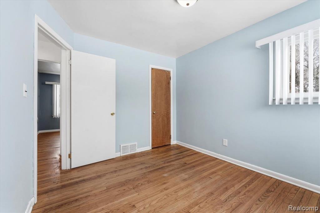 28706 Southpointe Road Grosse Ile, MI 48138 - Photo 13 of 30 Gallery Image 13