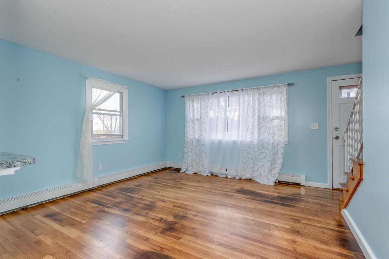 660 Weston Road Manchester, NH 03103 - Photo 11 of 37 Gallery Image 11