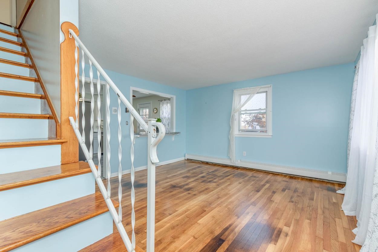 660 Weston Road Manchester, NH 03103 - Photo 16 of 37 Gallery Image 16