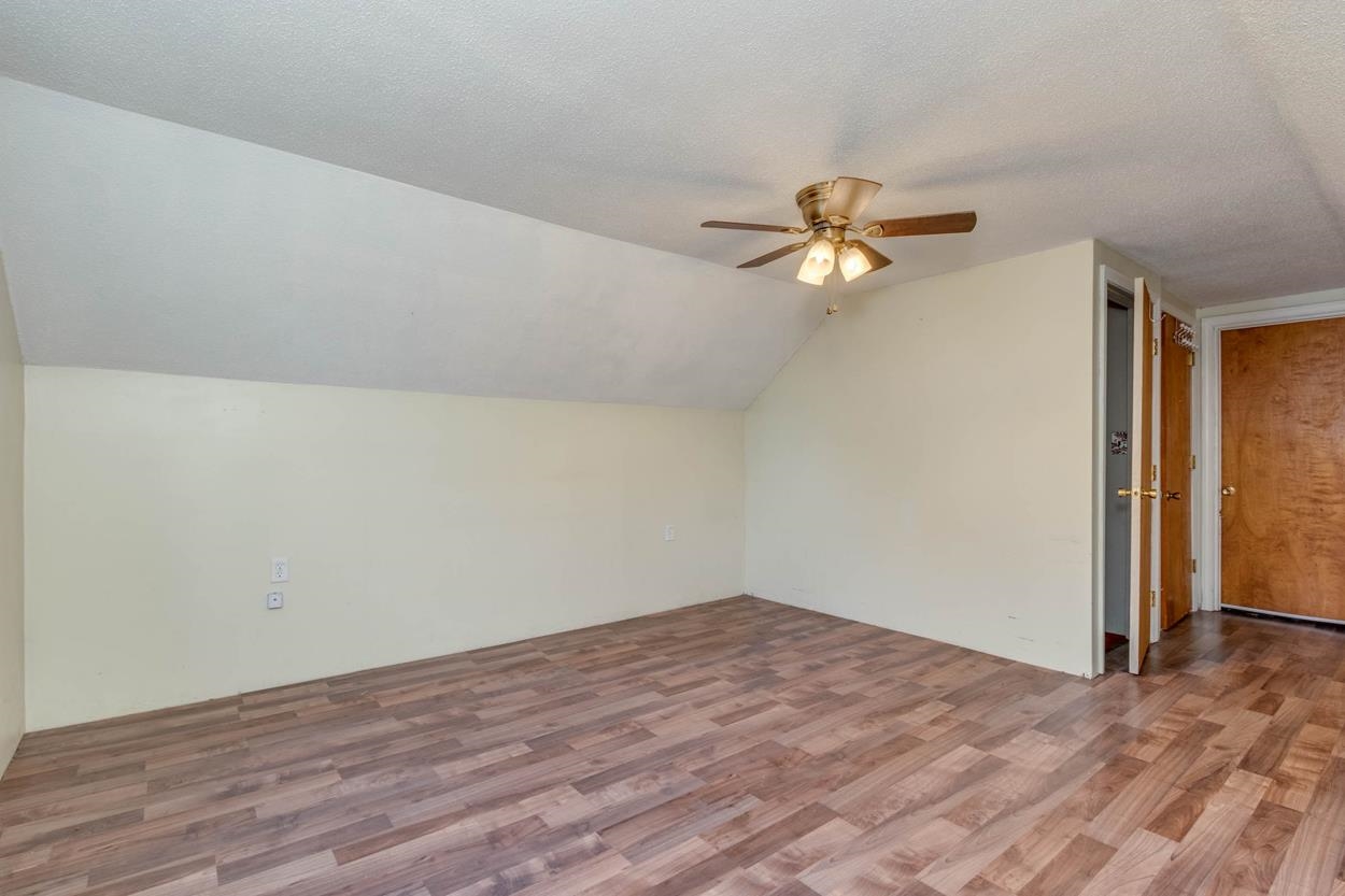 660 Weston Road Manchester, NH 03103 - Photo 19 of 37 Gallery Image 19