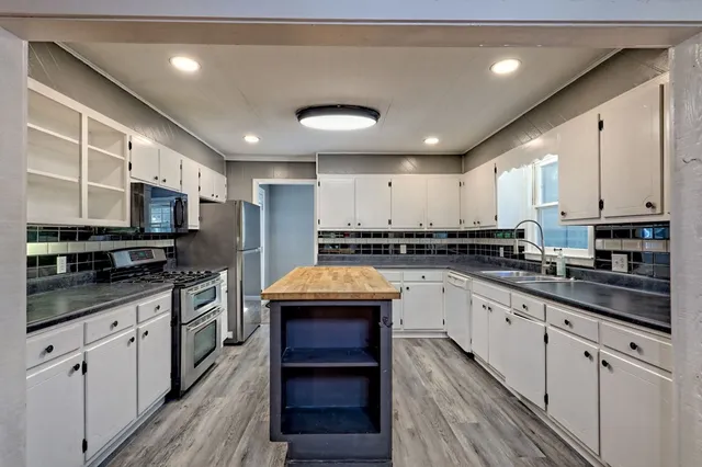 $349,900 | 843 Mining Gap Lane, Young Harris, GA 30582