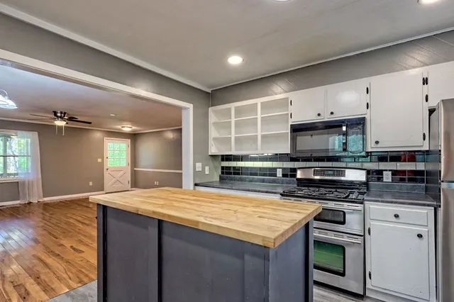 $349,900 | 843 Mining Gap Lane, Young Harris, GA 30582