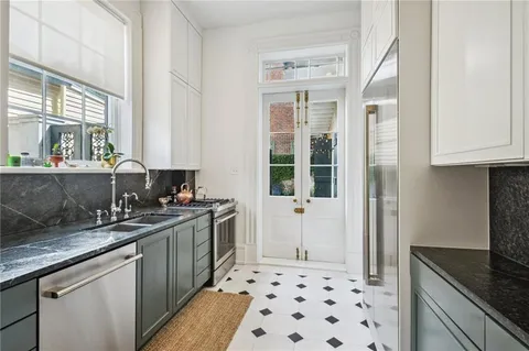 $1,998,000 | 928 St Ann Street, New Orleans, LA 70116