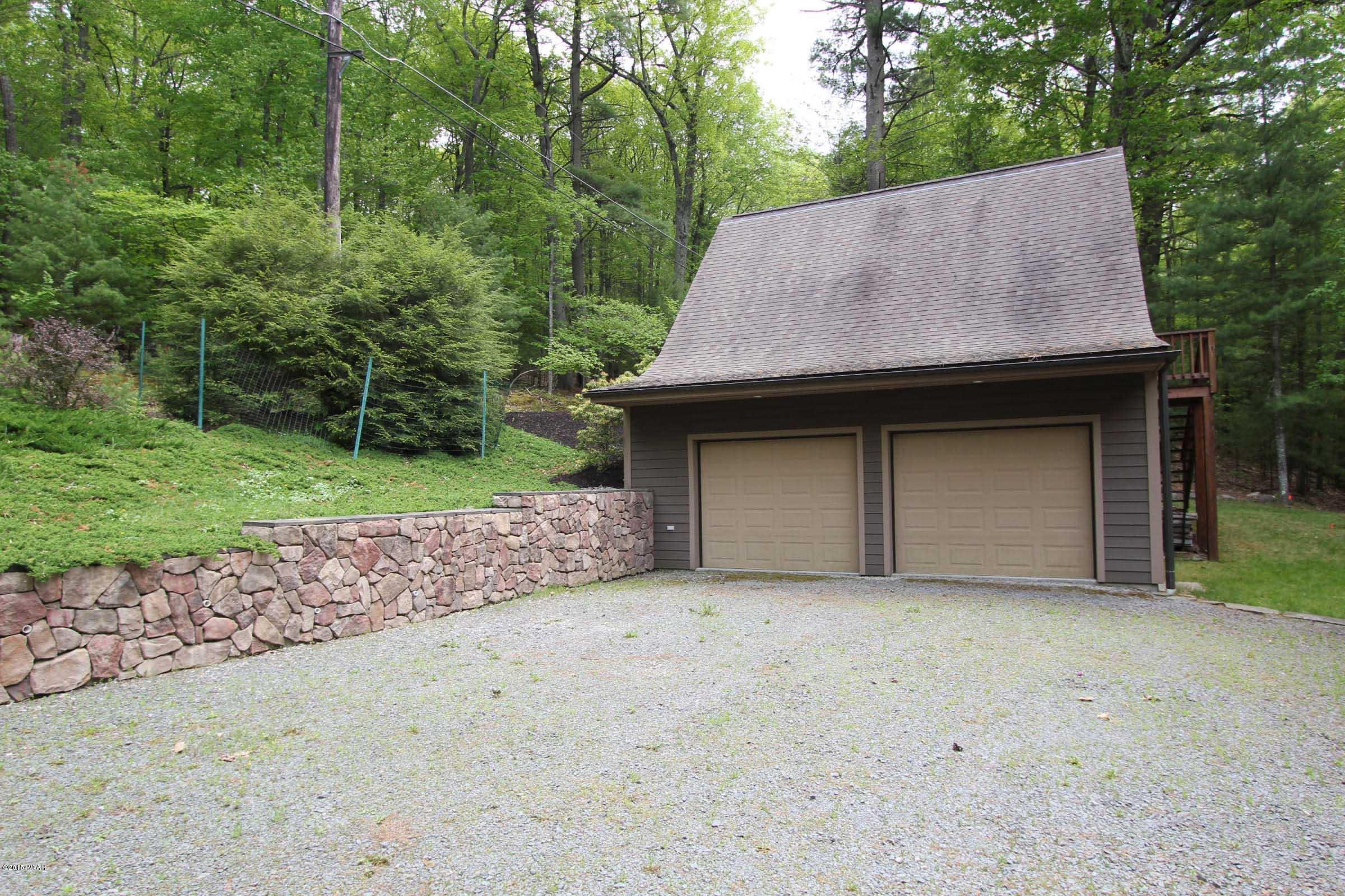 1 East Wenonah Road Tafton, PA 18464 - Photo 19 of 27