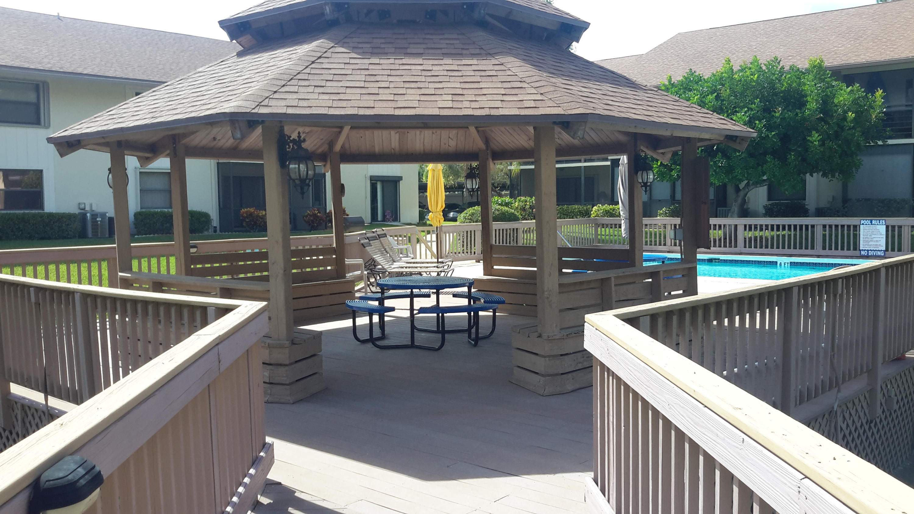 1861 Southwest Palm City Road, Unit F201 Stuart, FL 34994 - Photo 5 of 11 20140604_162617