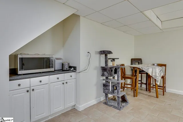 $699,900 | 206 West Killarney Lake, Moore, SC 29369