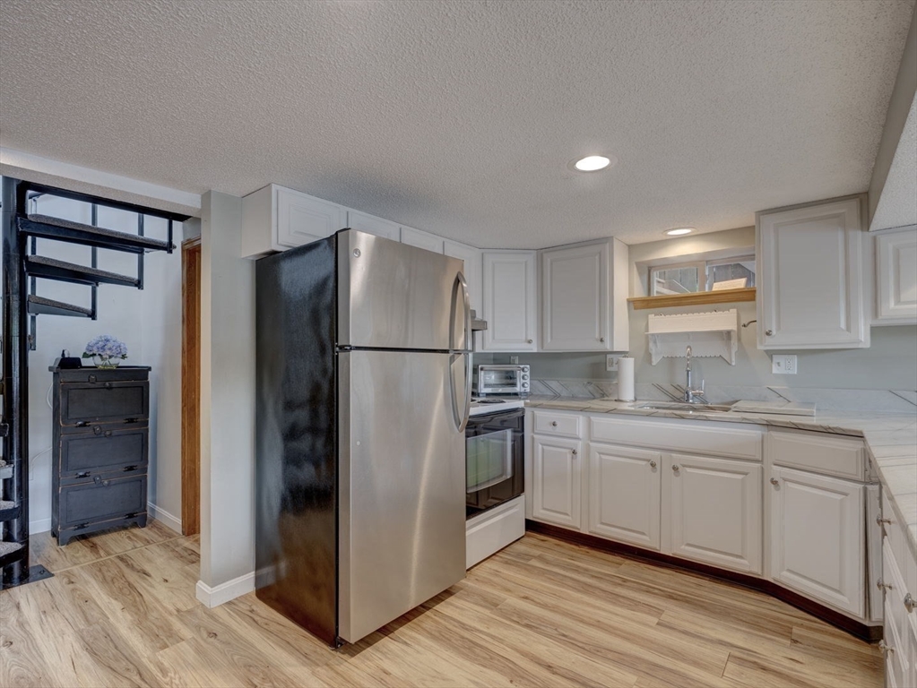 31 Pine Tree Drive Holland, MA 01521 - Photo 14 of 38