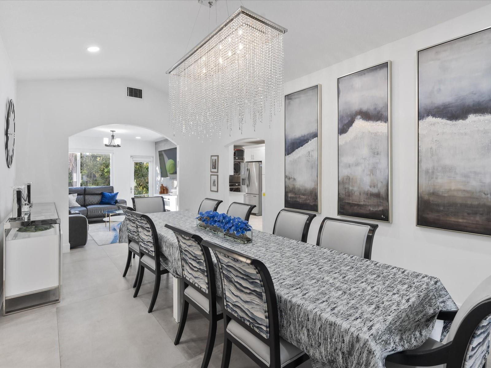 9232 Harding Avenue Surfside, FL 33154 - Photo 6 of 24 Photo 6