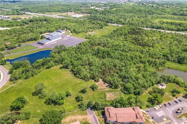 $950,000 | View High Dr Drive, Kansas City, MO 64134