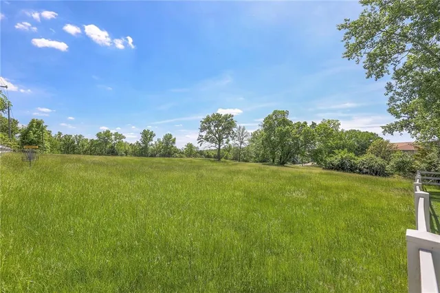 $950,000 | View High Dr Drive, Kansas City, MO 64134