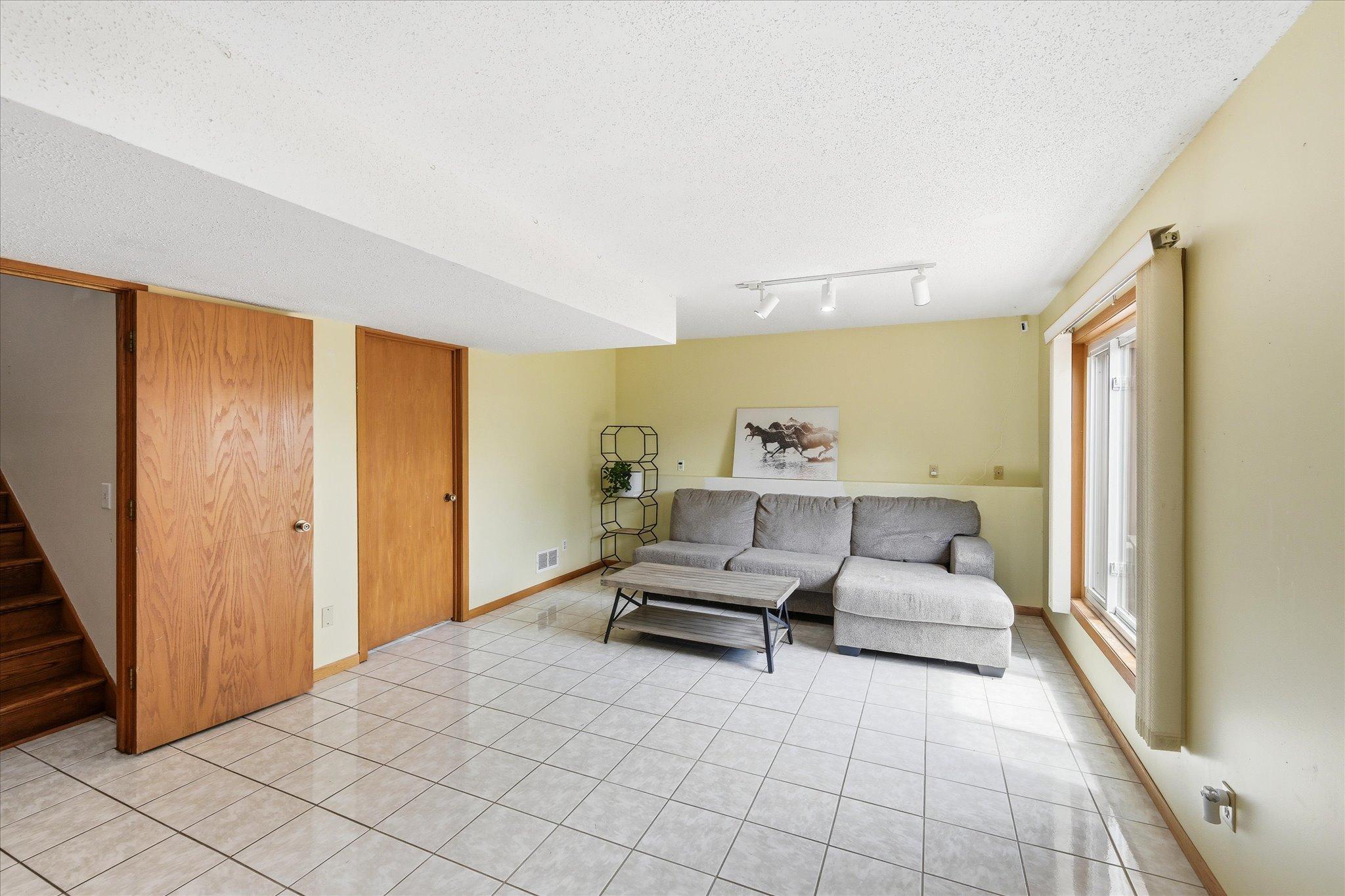 4516 Whitetail Way Eagan, MN 55123 - Photo 36 of 46