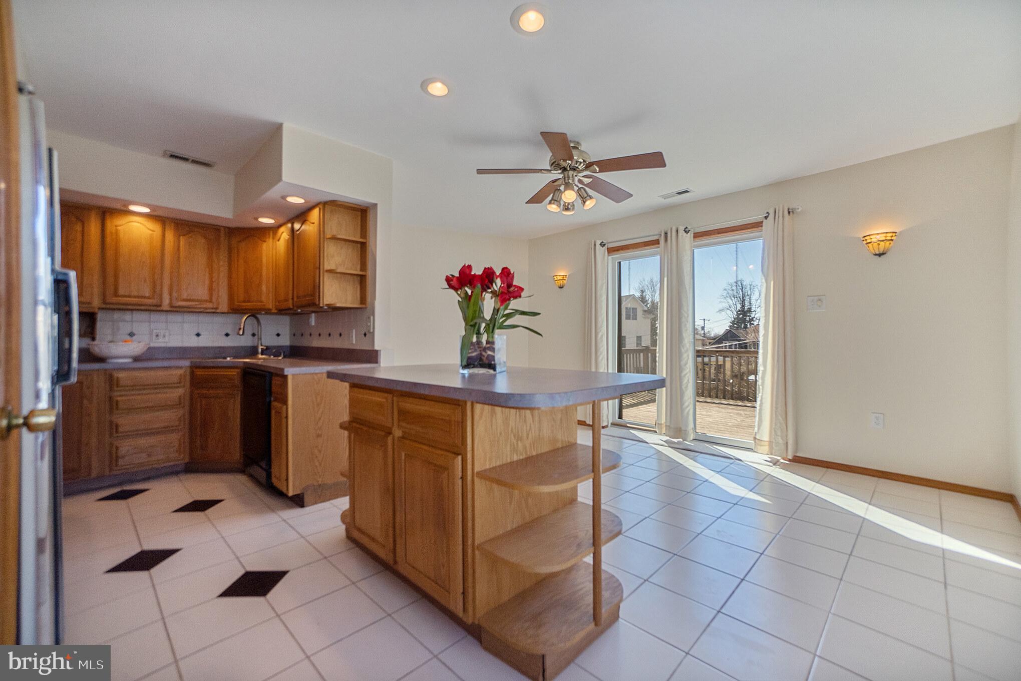 7302 Ridge Avenue Philadelphia, PA 19128 - Photo 14 of 28 Gallery Image 14