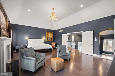 $1,750,000 | 200 Dogwood Slope Road, Wilmington, DE 19807