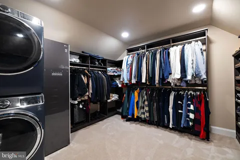 $1,750,000 | 200 Dogwood Slope Road, Wilmington, DE 19807