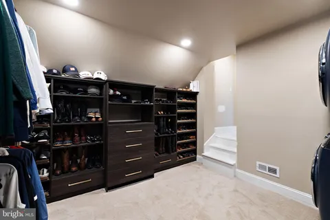 $1,750,000 | 200 Dogwood Slope Road, Wilmington, DE 19807