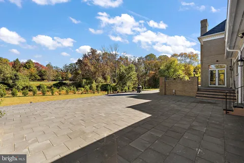 $1,750,000 | 200 Dogwood Slope Road, Wilmington, DE 19807