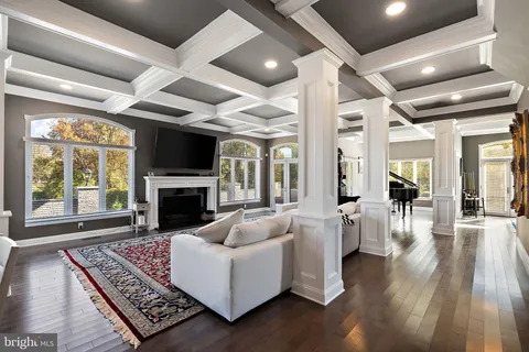 $1,750,000 | 200 Dogwood Slope Road, Wilmington, DE 19807