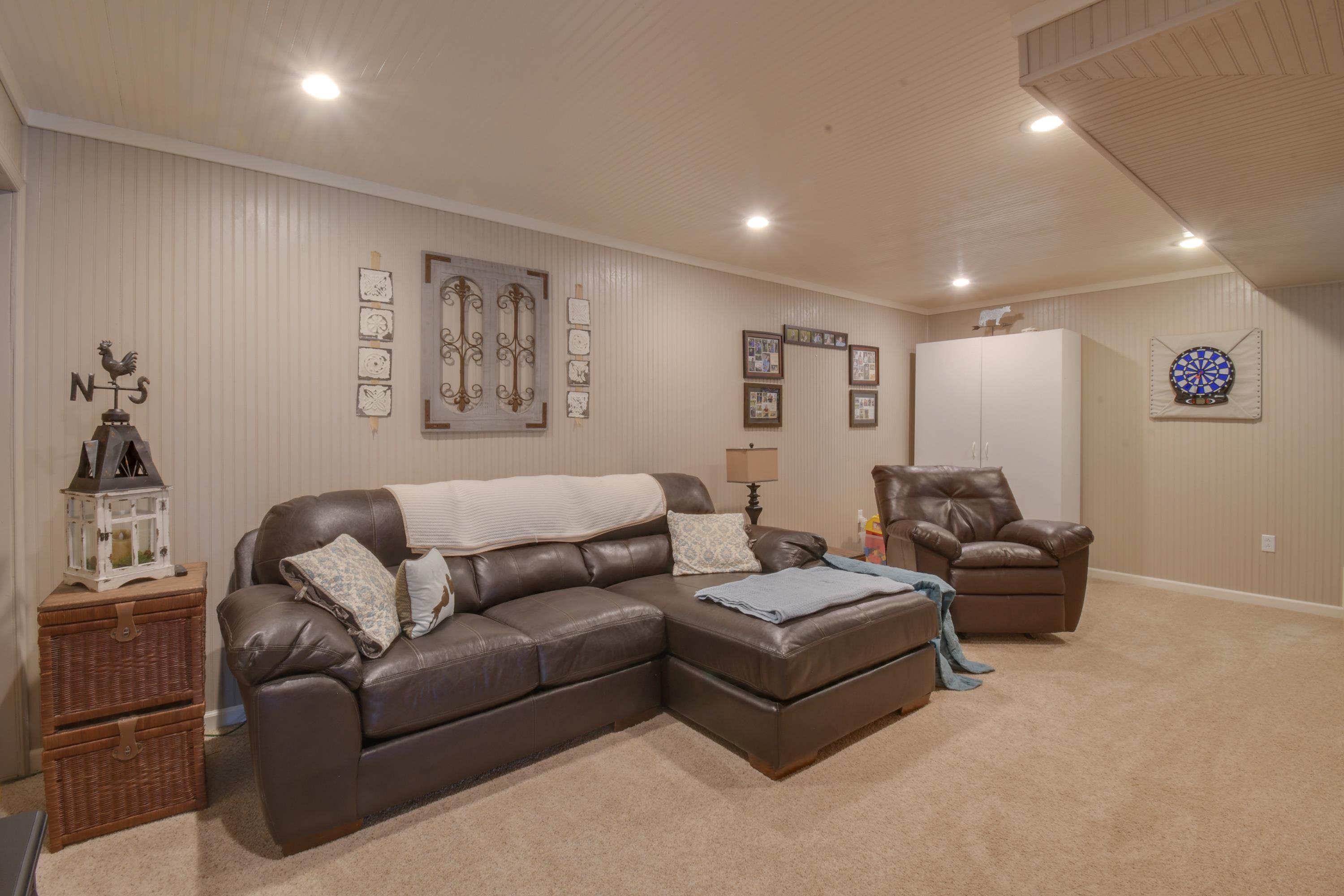 1041 Patton Farm Road Stuarts Draft, VA 24477 - Photo 20 of 48 Gallery Image 20