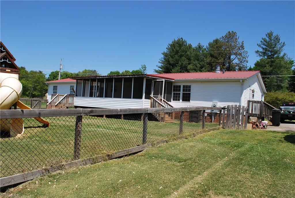 2838 Rome Anthony Road Yadkinville, NC 27055 - Photo 12 of 38 Gallery Image 12