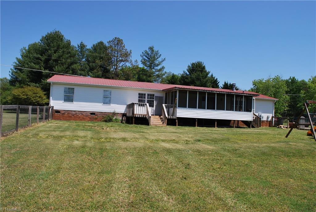 2838 Rome Anthony Road Yadkinville, NC 27055 - Photo 10 of 38 Gallery Image 10