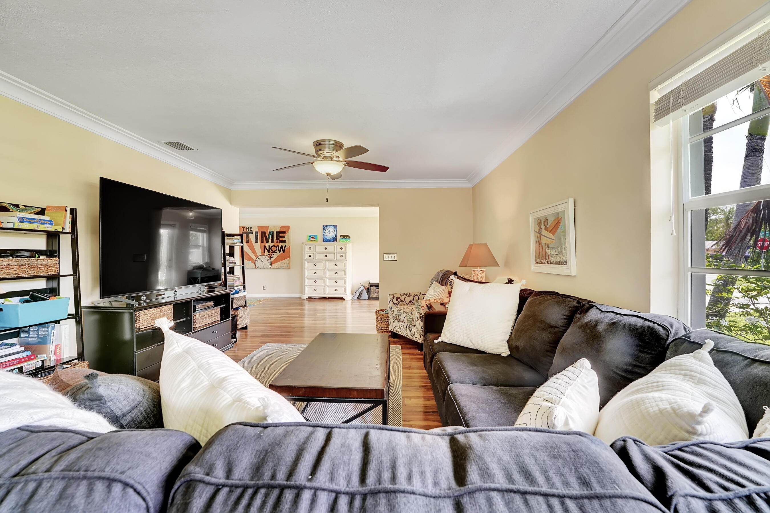 2850 Southwest 5th Street Boynton Beach, FL 33435 - Photo 11 of 31 DSC02711