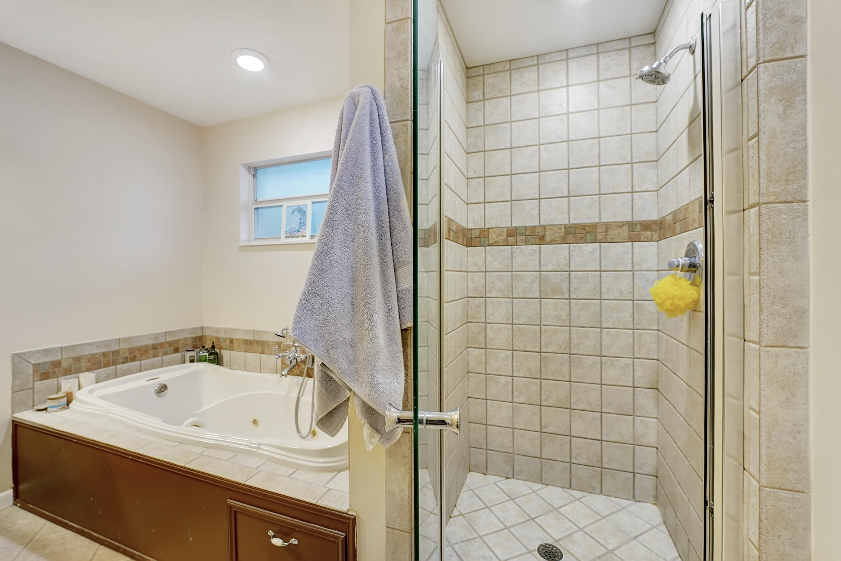 2850 Southwest 5th Street Boynton Beach, FL 33435 - Photo 23 of 31 DSC02766