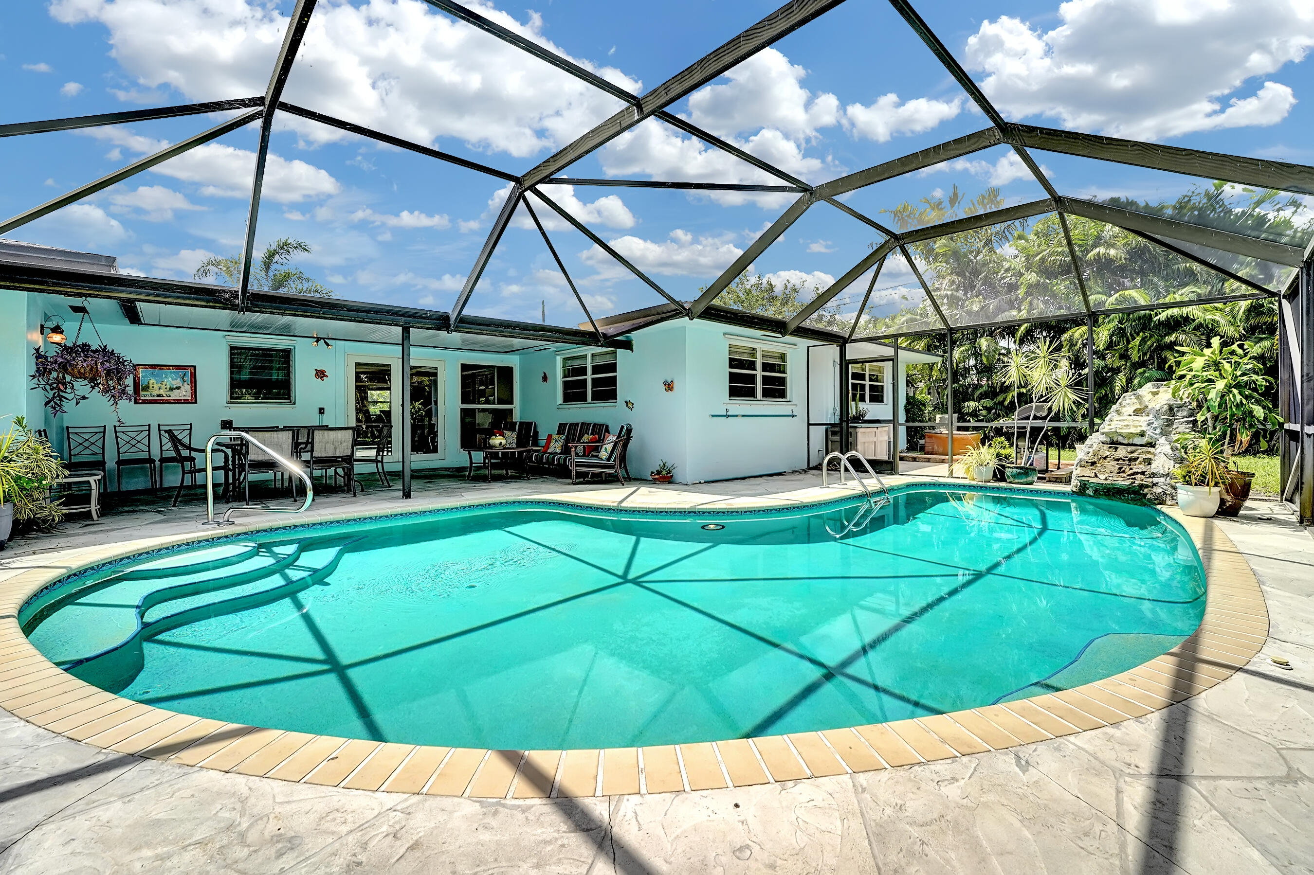 2850 Southwest 5th Street Boynton Beach, FL 33435 - Photo 30 of 31 DSC02841