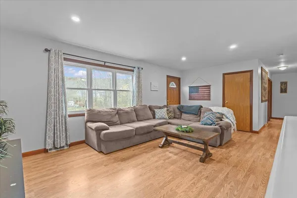 $395,900 | 10 Cross Road, Milton, VT 05468
