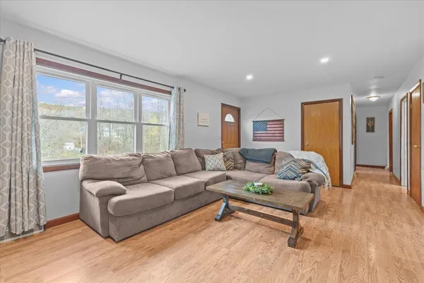 $395,900 | 10 Cross Road, Milton, VT 05468