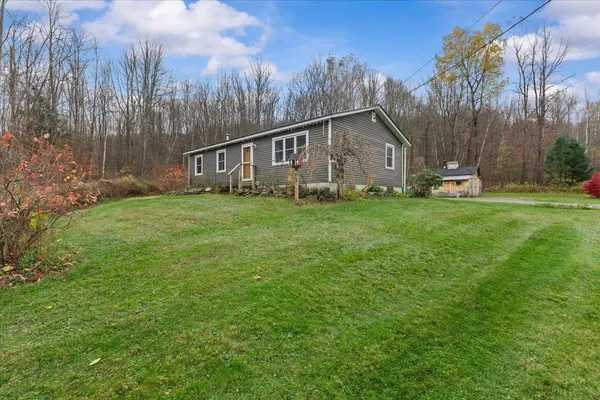 $395,900 | 10 Cross Road, Milton, VT 05468
