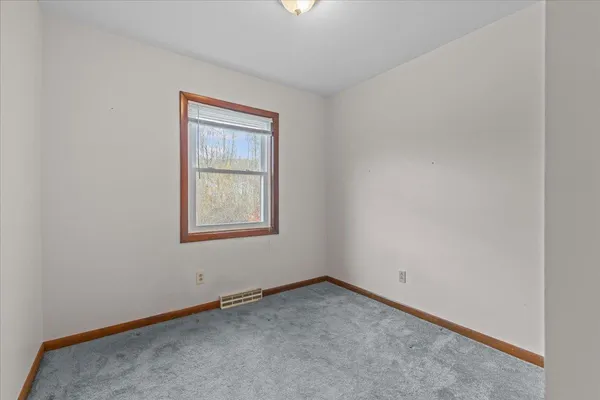 $395,900 | 10 Cross Road, Milton, VT 05468