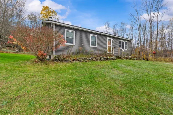 $395,900 | 10 Cross Road, Milton, VT 05468