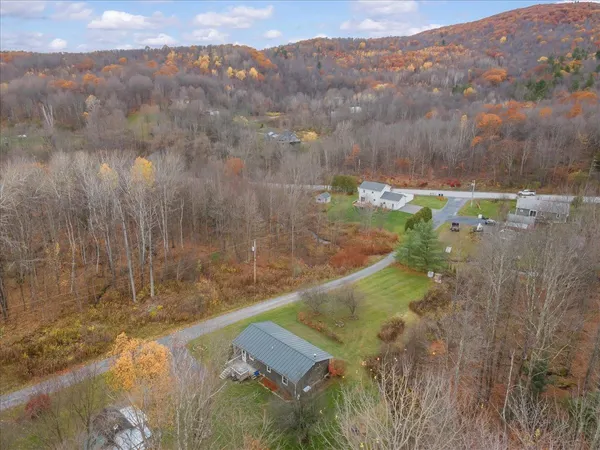 $395,900 | 10 Cross Road, Milton, VT 05468