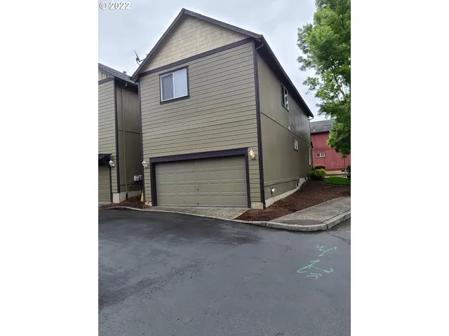 $409,999 | 667 Southeast 5th Avenue, Hillsboro, OR 97123