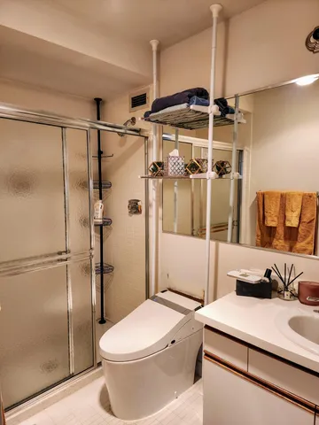 $224,000 | 5000 Town Centre, Unit 1404, Southfield, MI 48075