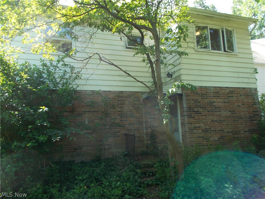 3911 Bluestone Road Cleveland Heights, OH 44121 - Photo 18 of 19 Gallery Image 18